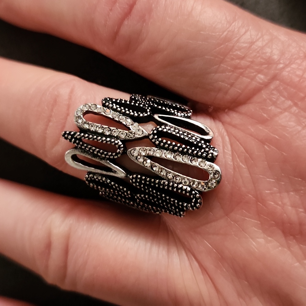 NEW- RING, SIZE 9
